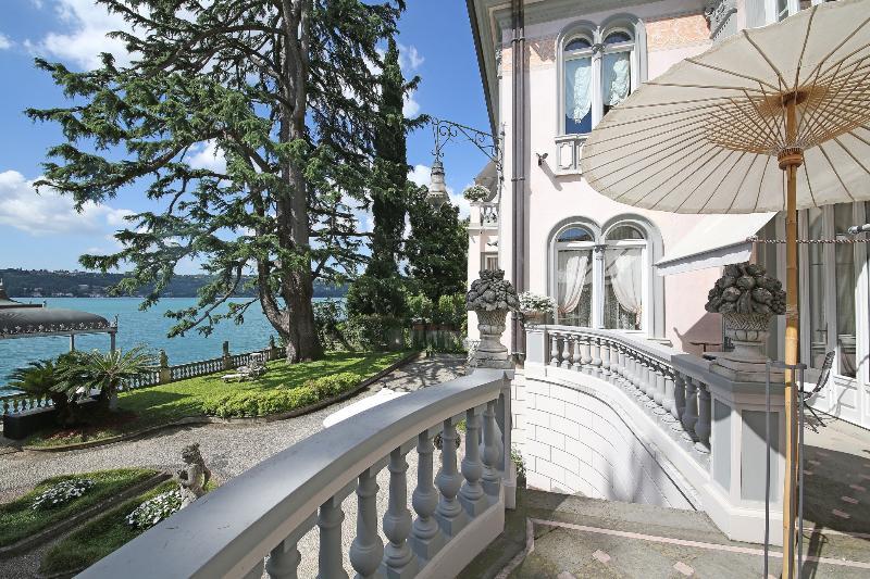 Villa La Vittoriana Salo Exterior photo